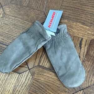 Kids Tan Mittens Gloves